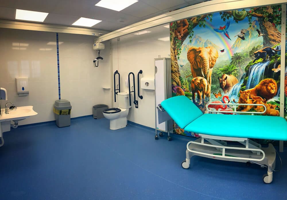 Luxury restroom trailer