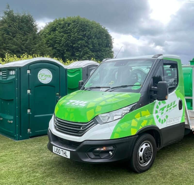 portable toilets hire
