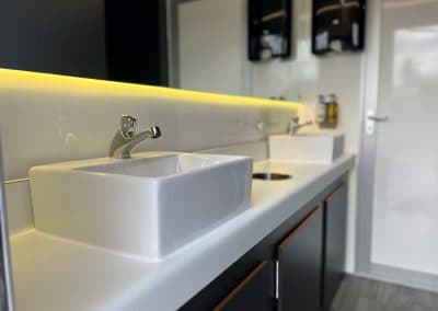 Tor Luxury Toilet Hire