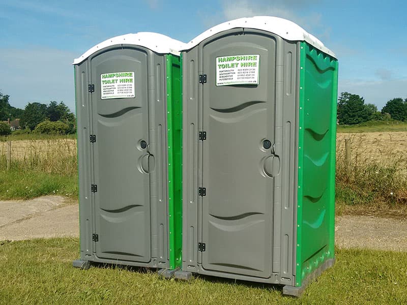 Hampshire Toilet Hire - Gosport luxury restroom trailer