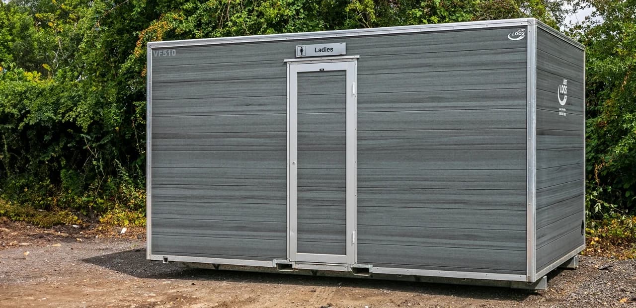 5 Bay Luxury Portable Vacuum Toilet Pod