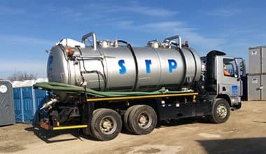 Luxury restroom trailer