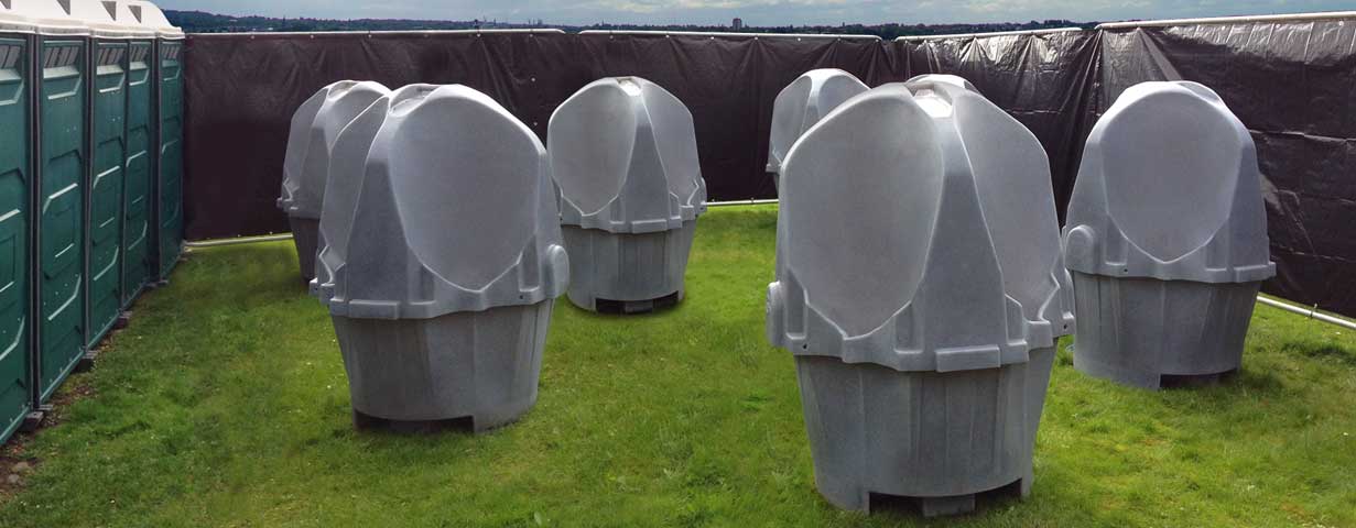 Portable men's urinals