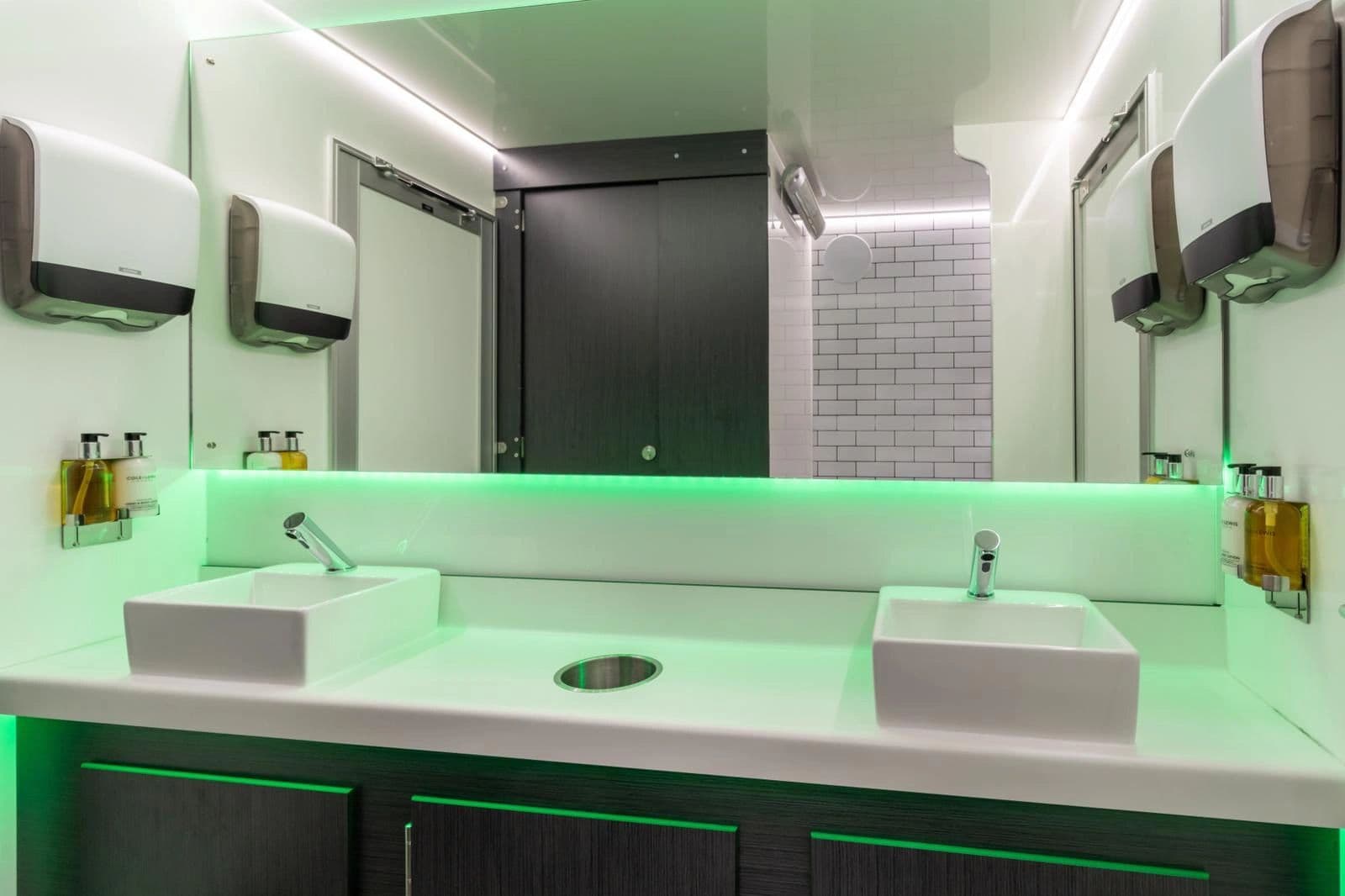 The signature suite luxury toilet hire ltd